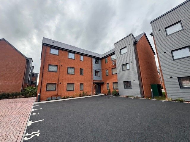 Property photo 1 of 8