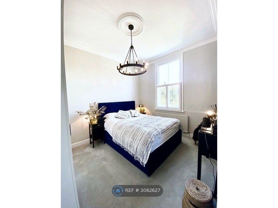 Property photo 3 of 7 Bedroom