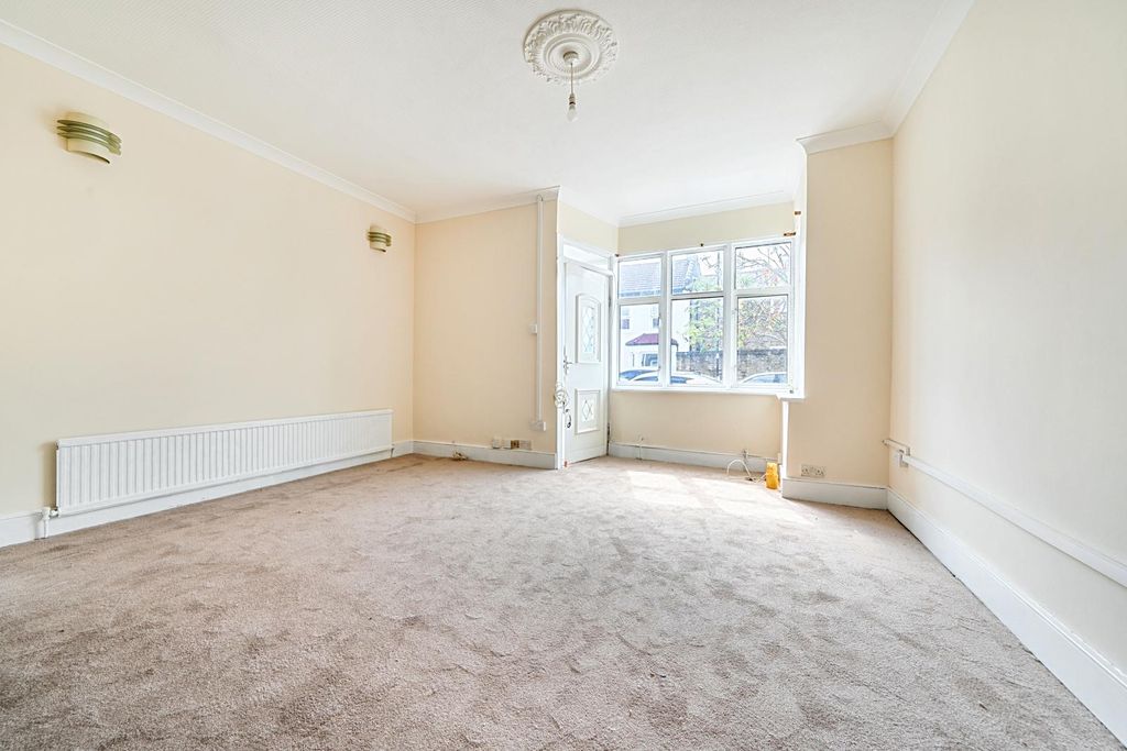 Property photo 3 of 10 1504313 (1)