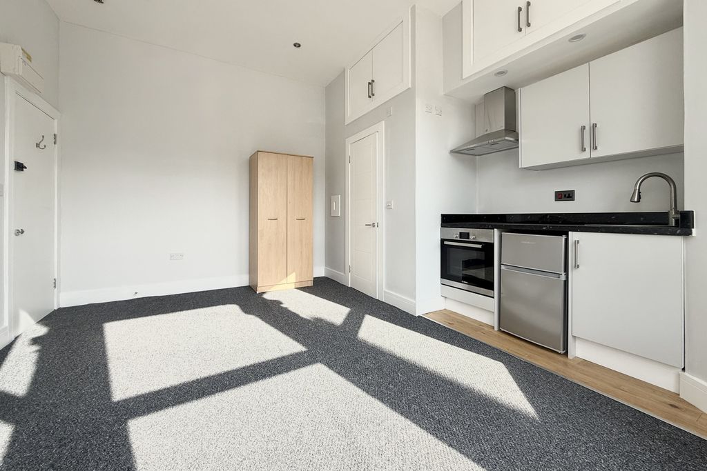 Property photo 2 of 5 2