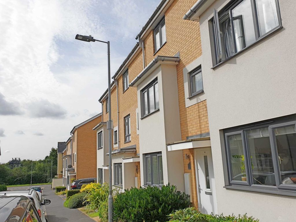 Property photo 1 of 22