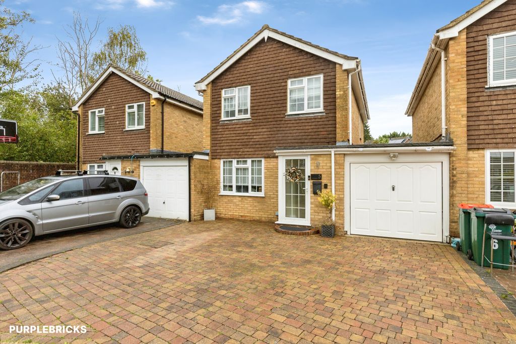 Property photo 1 of 42