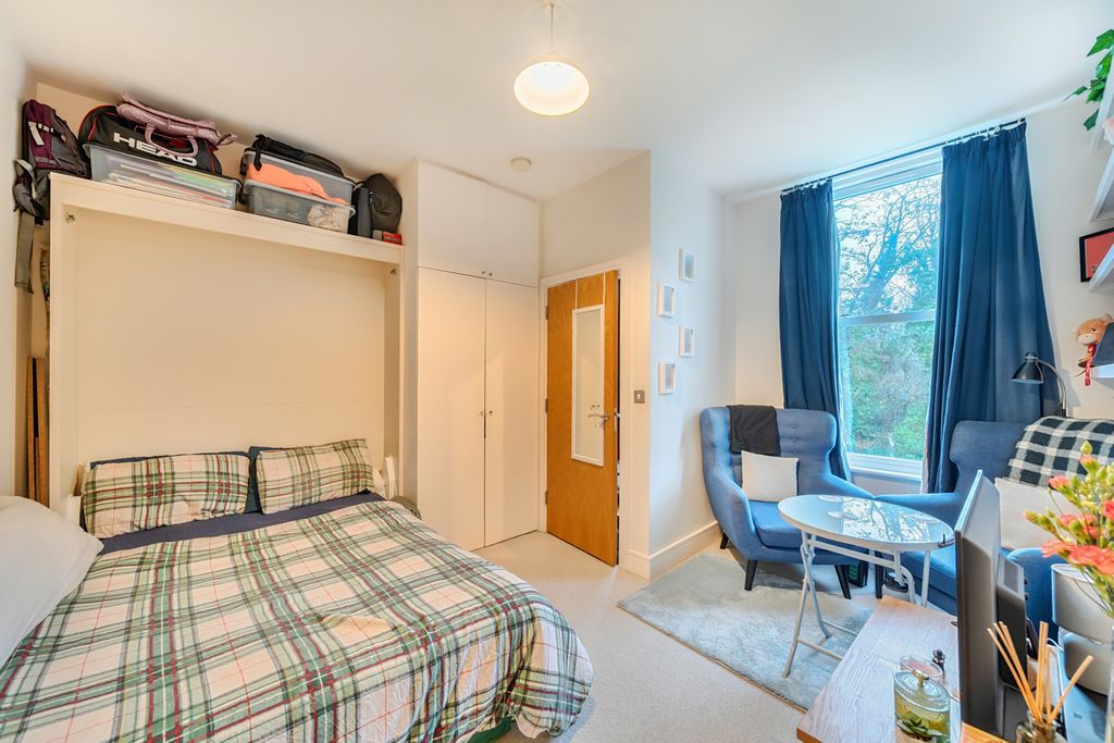 Property photo 3 of 13 Bedroom