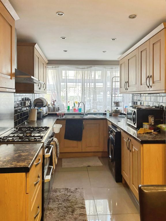 Property photo 3 of 4 5c8A1E55-Whatsapp 20Image 202025-09-16 20At 2016.36.44_11A5cd33