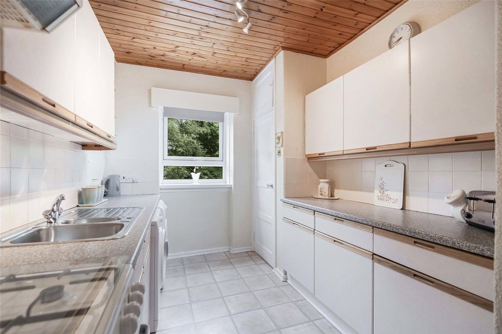 Property photo 3 of 15 Picture No. 07