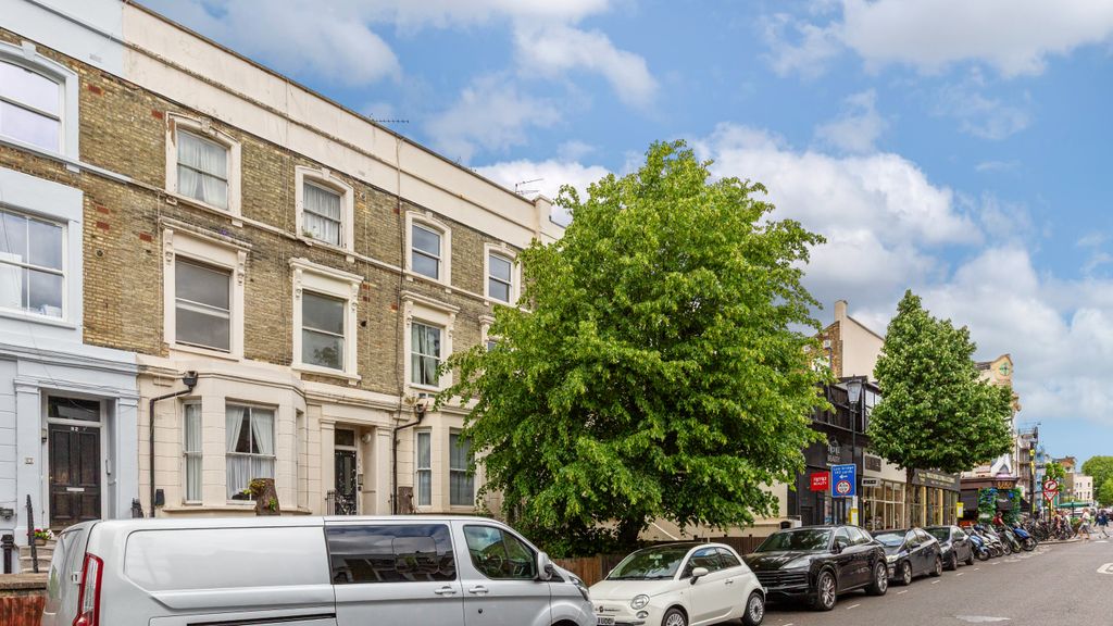 Property photo 1 of 18 78A, Lancaster Road, Notting Hill, London, W11 1Qs