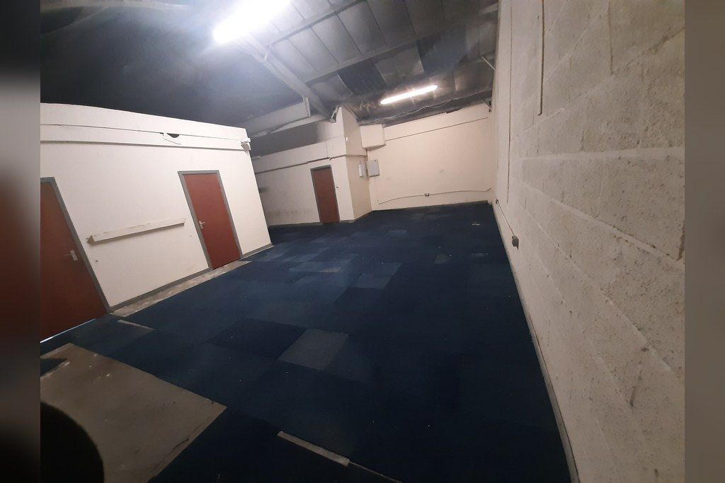 Property photo 2 of 8