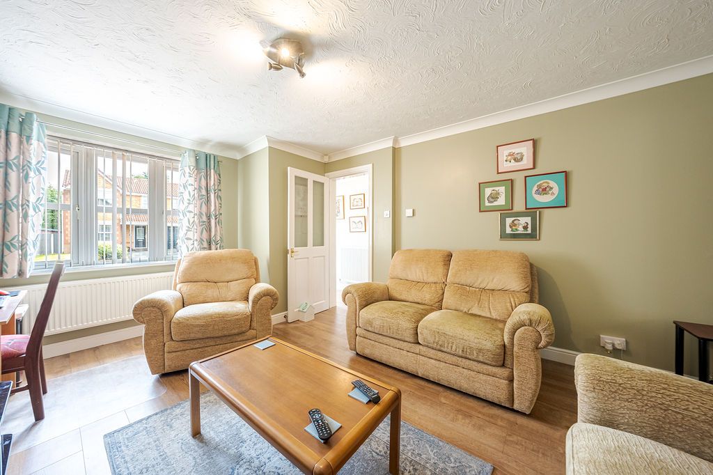 Property photo 3 of 27 Gallery