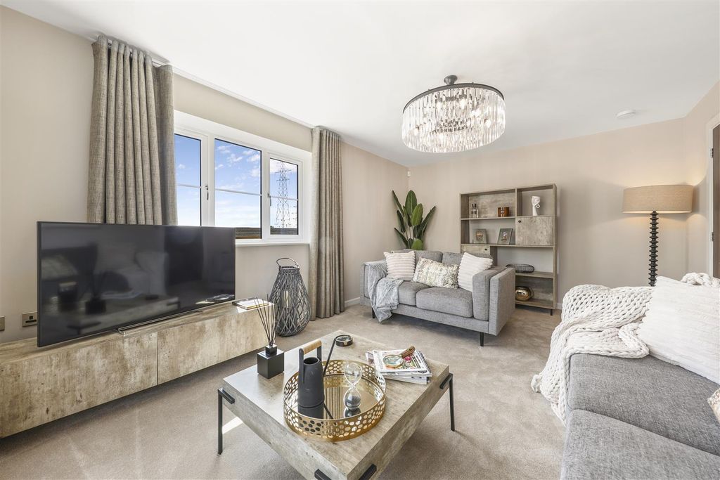 Property photo 3 of 12 Image00001.Jpg