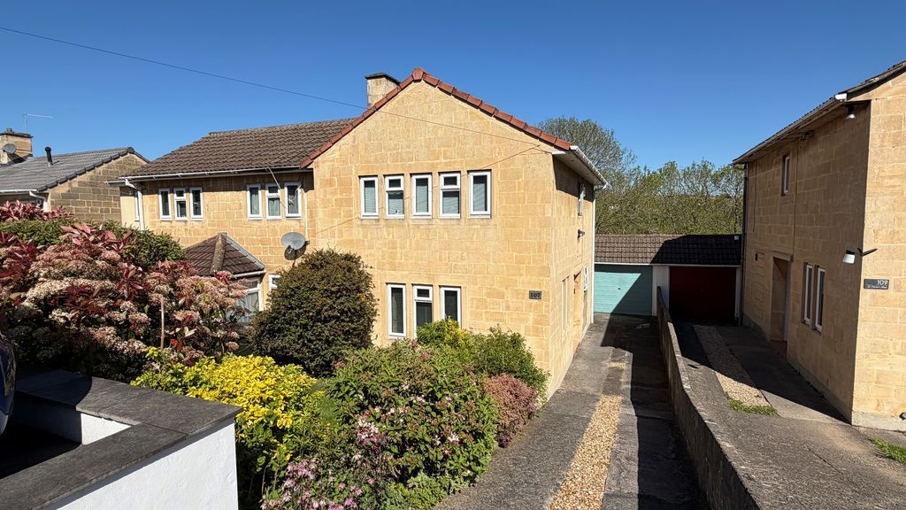 Property photo 1 of 16 Photo 23