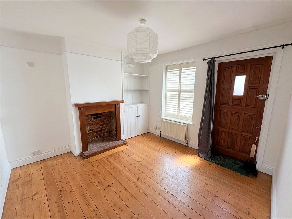 Property photo 2 of 15 Picture No. 25