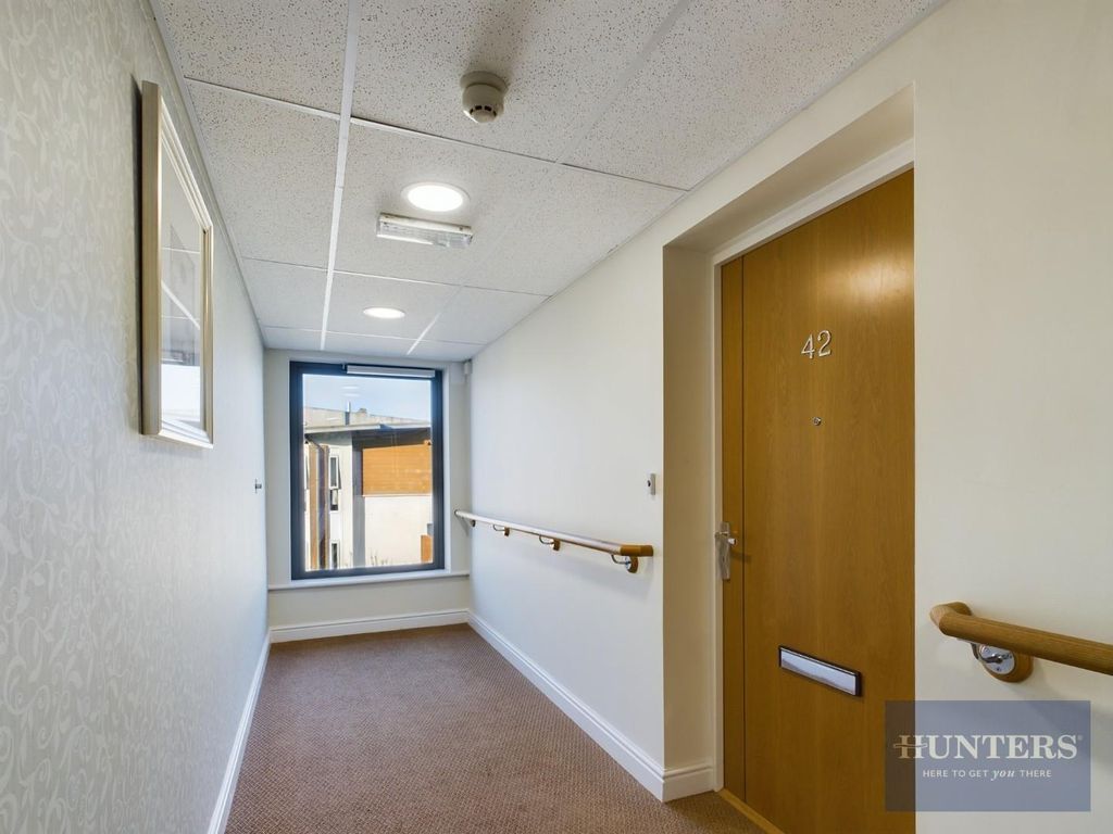 Property photo 2 of 18 Apt Entrance.Jpg