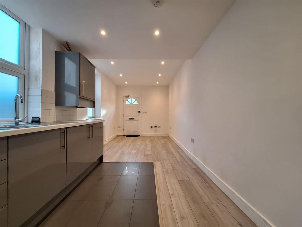 Property photo 3 of 6 Whatsapp Image 2025-12-16 At 12.17.39 (1).Jpeg