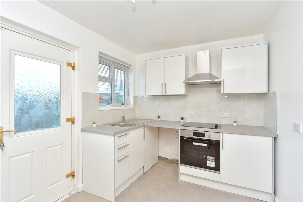 Property photo 2 of 13 Kitchen