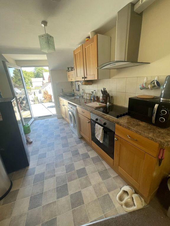 Property photo 2 of 6