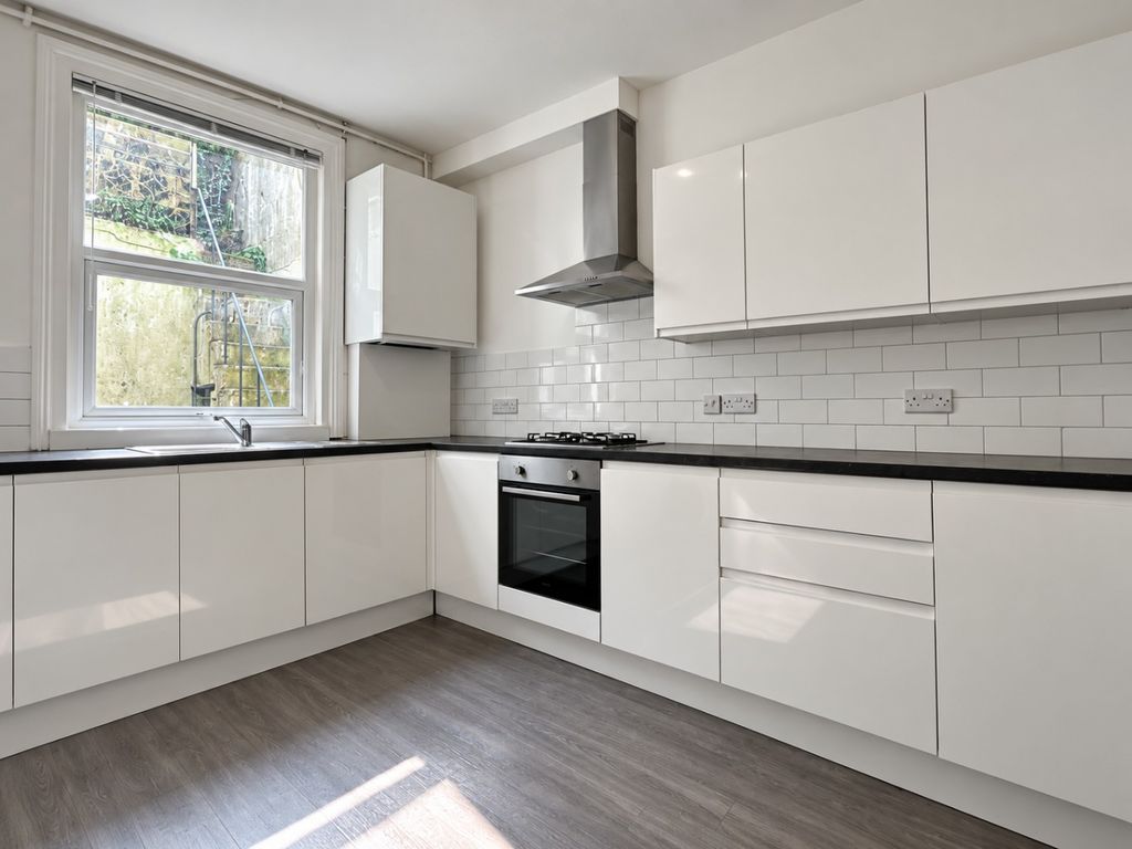 Property photo 1 of 16 4624160