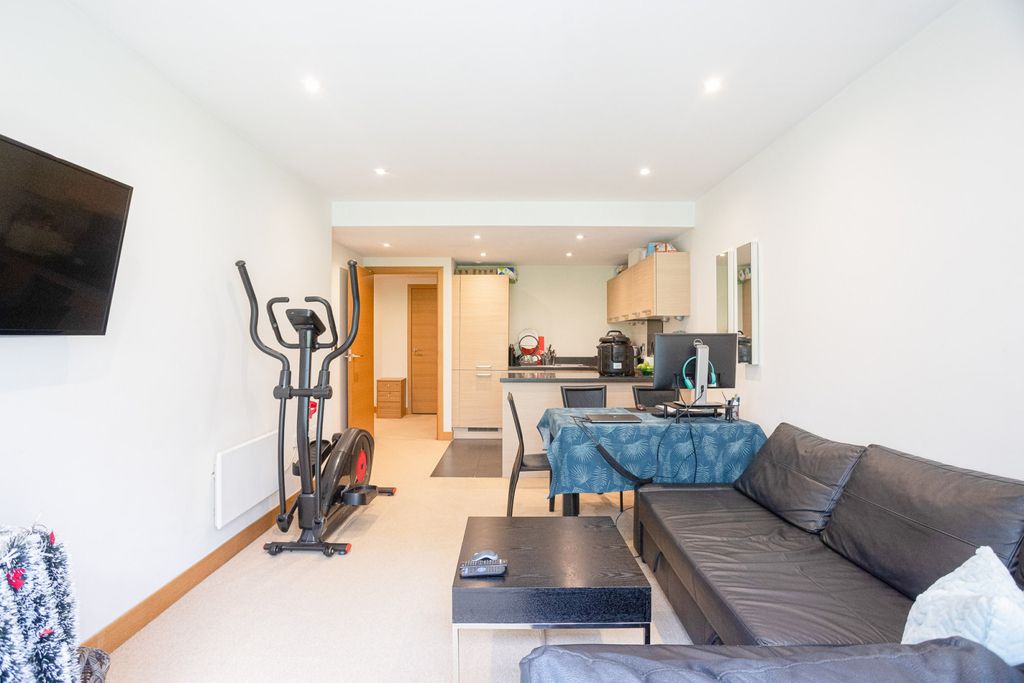 Property photo 3 of 13 Picture No. 09