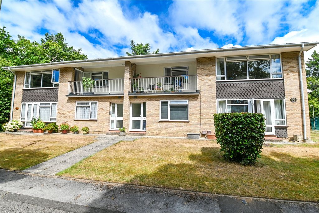 Property photo 1 of 15 Picture No. 16