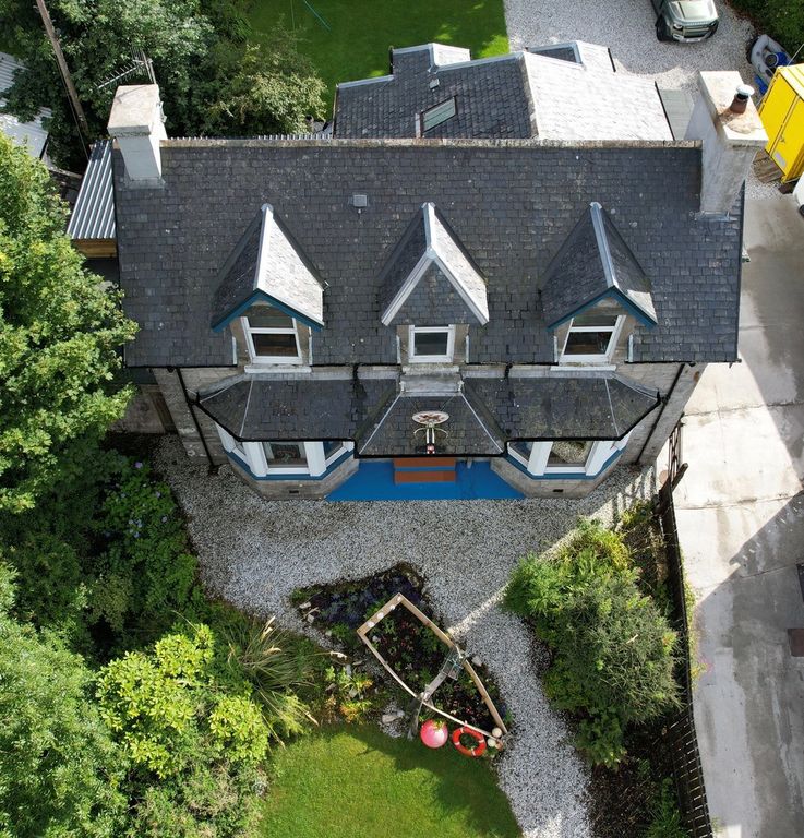 Property photo 2 of 15 Photo 4