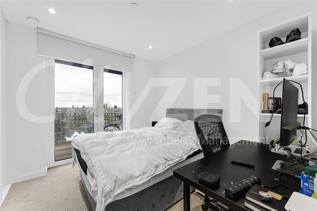 Property photo 3 of 19 Bedroom