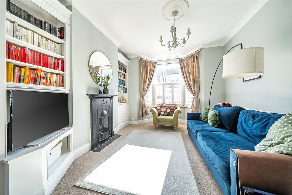 Property photo 2 of 15 Picture No. 13