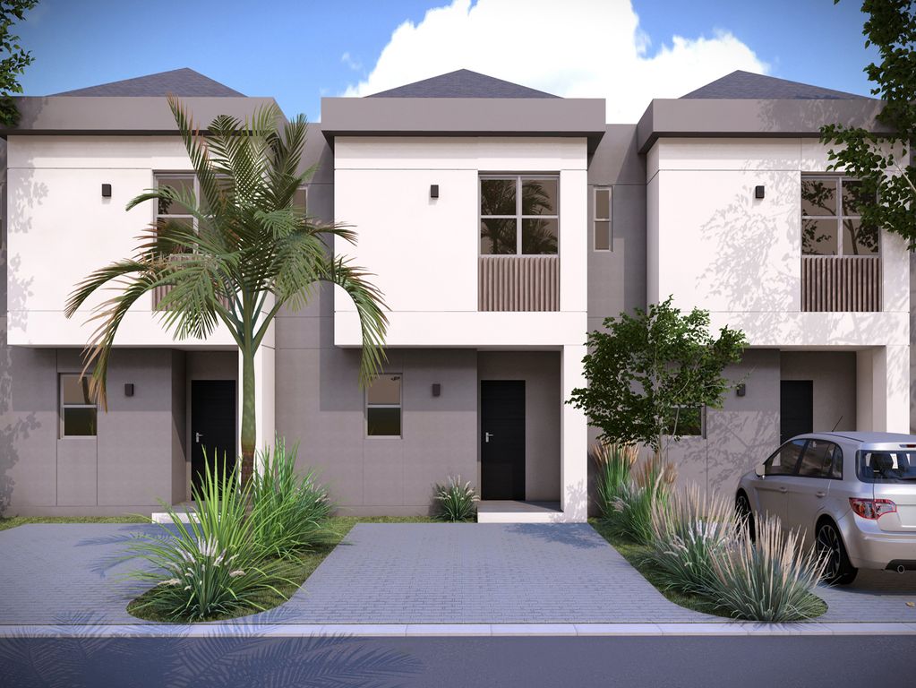 Property photo 2 of 12 Cascade. Three Bed Townhouse. Street View.