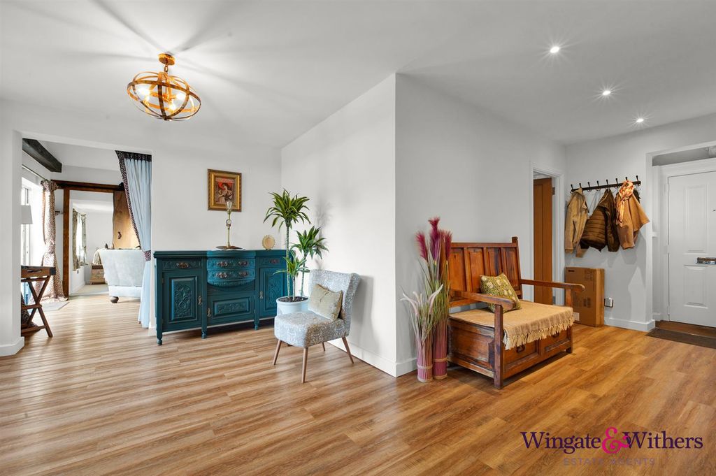 Property photo 2 of 27 1.Jpg