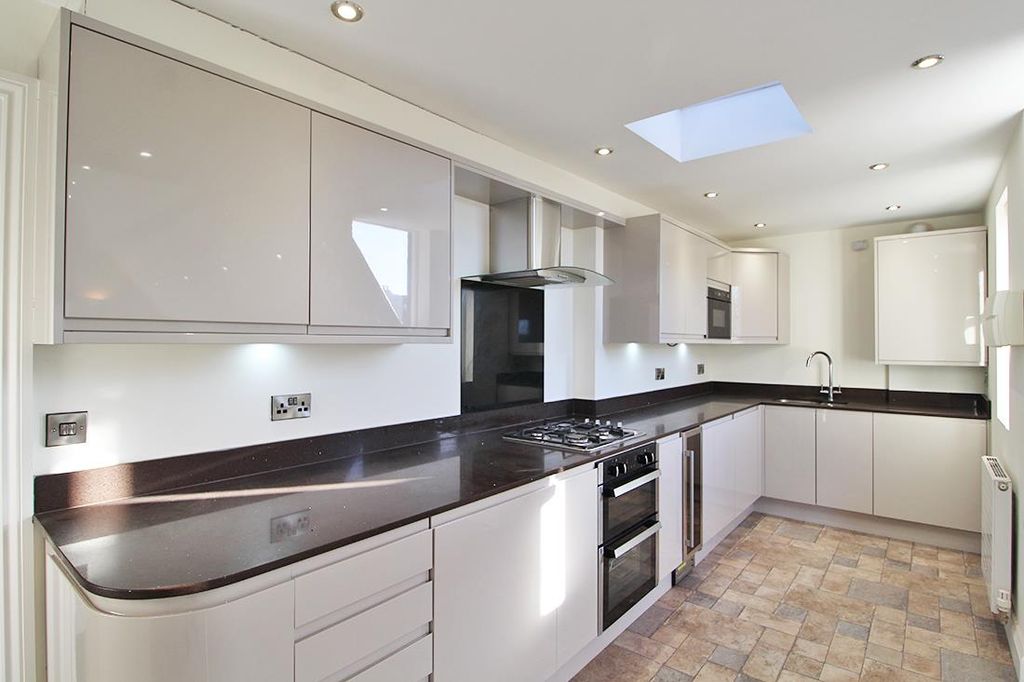 Property photo 2 of 10 Img_3259.Jpg