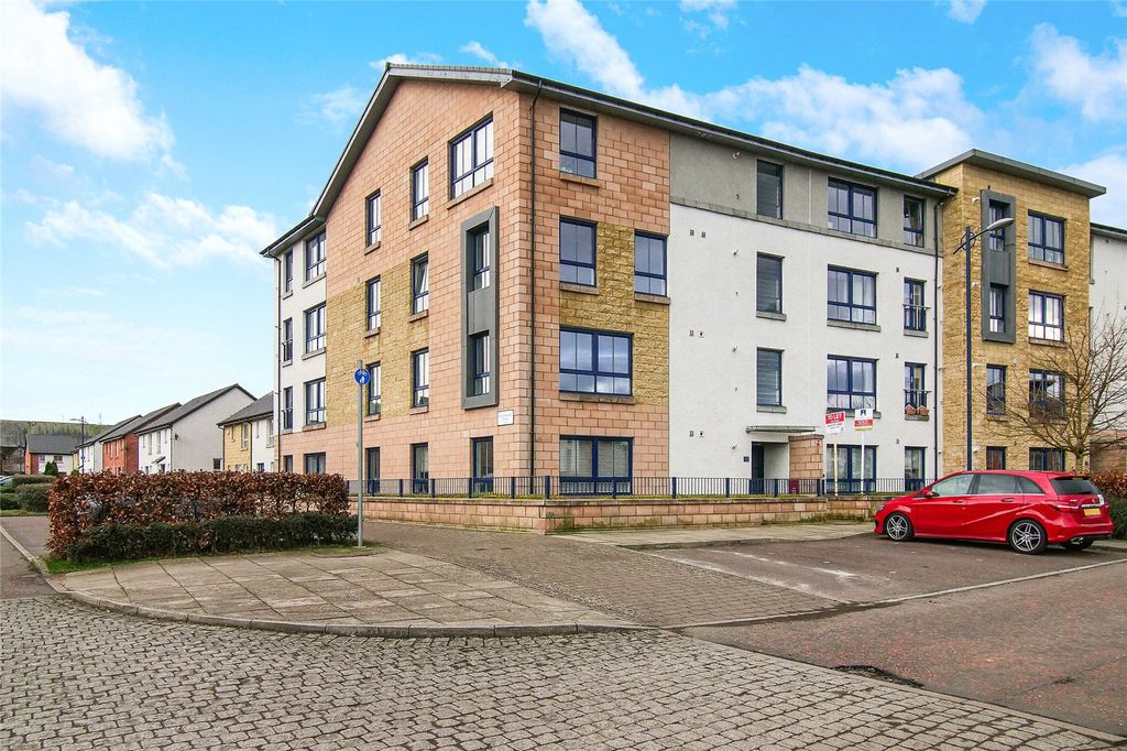 Property photo 2 of 21 Picture No. 04