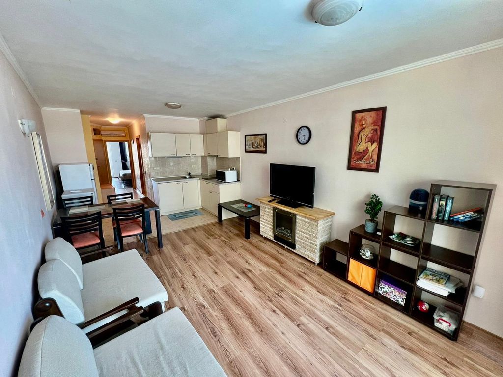 Property photo 1 of 14