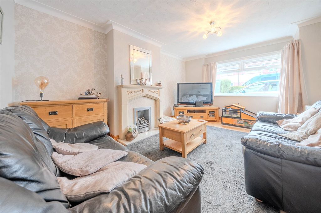 Property photo 2 of 16 Picture No. 10