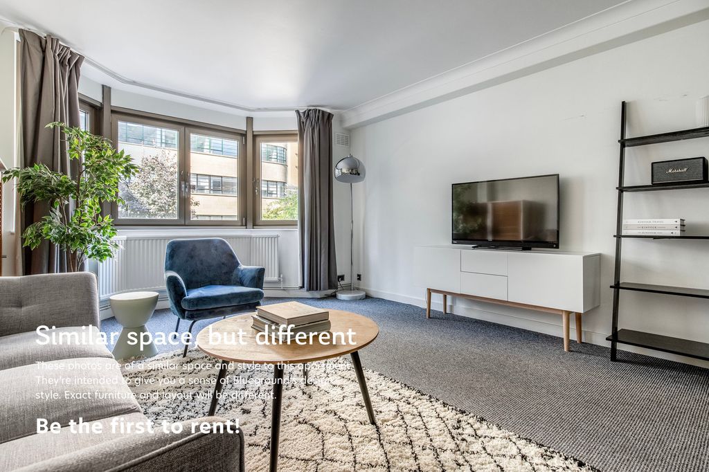 Property photo 3 of 15 Living Room