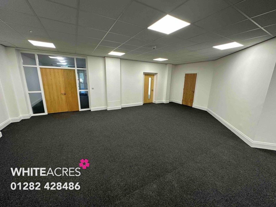 Property photo 2 of 6 Photo 17