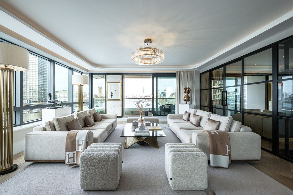 Property photo 1 of 47