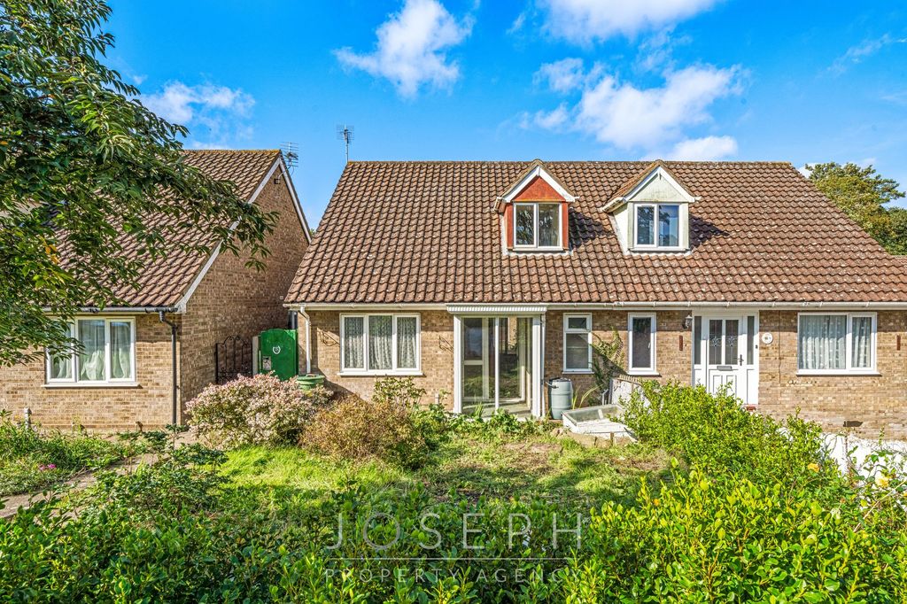 Property photo 1 of 12