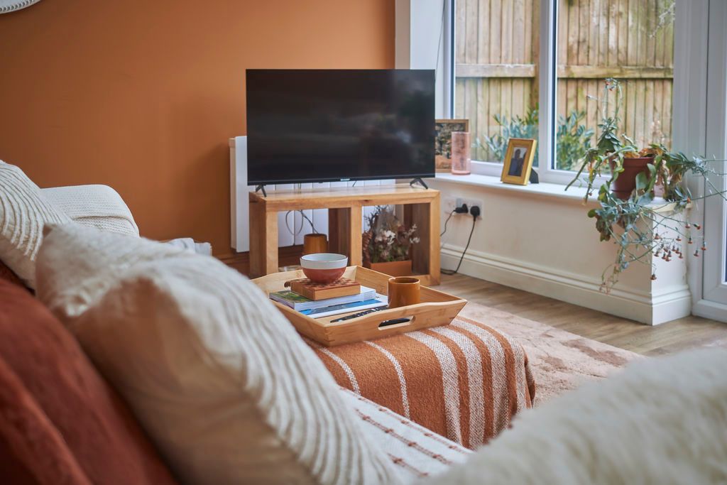 Property photo 3 of 16 Living Room