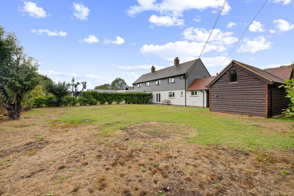 Property photo 2 of 17 Photo 2