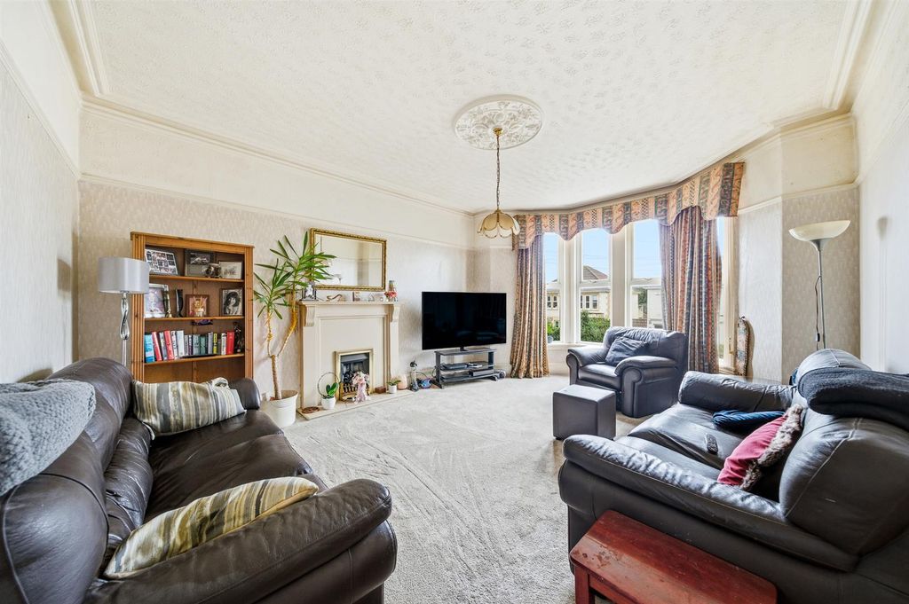 Property photo 2 of 15 Lounge 1.Jpg