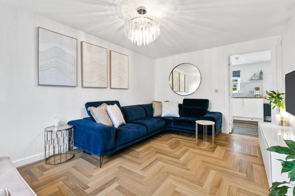 Property photo 3 of 36