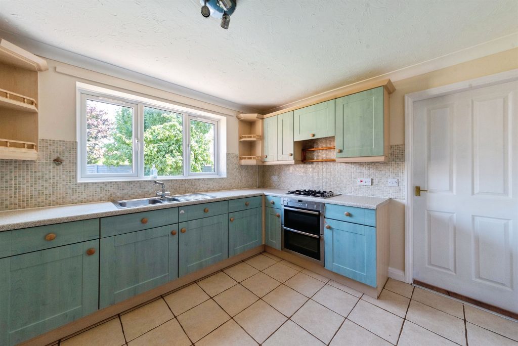 Property photo 3 of 17