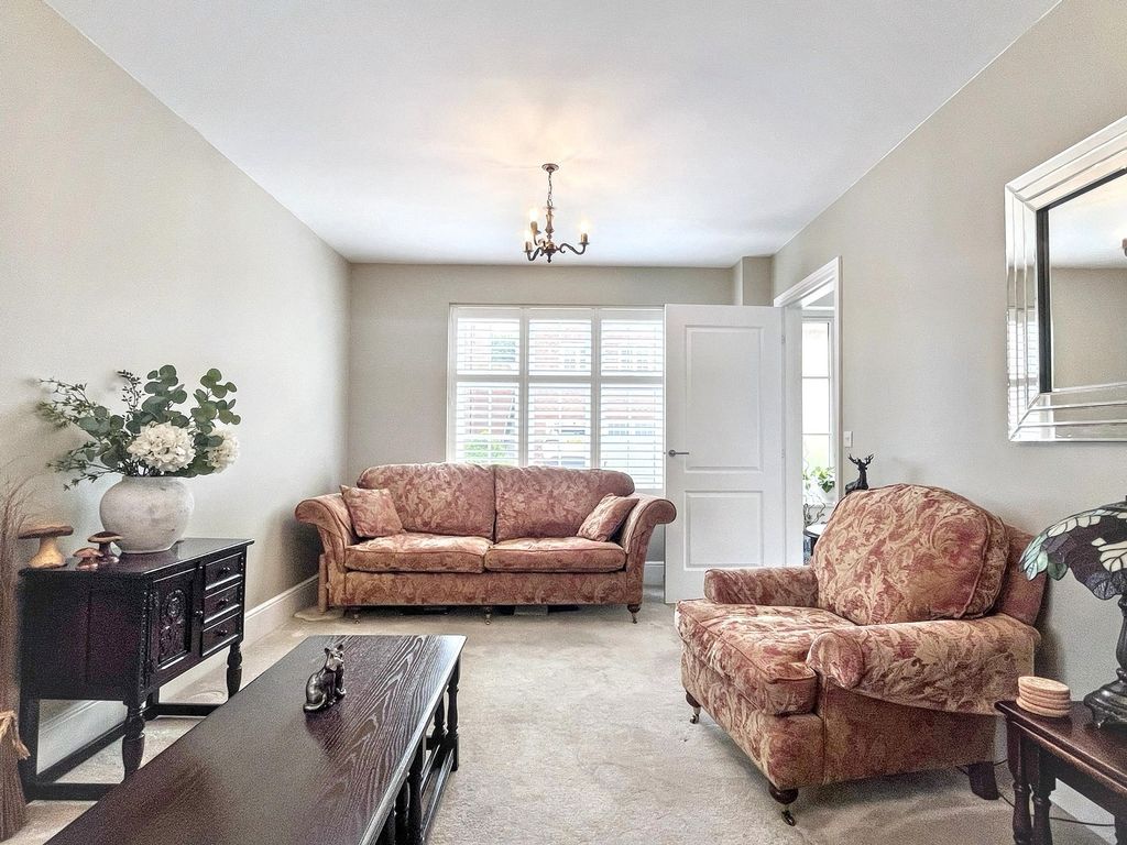 Property photo 2 of 17 Not Specified