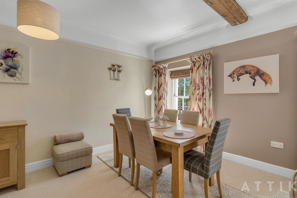 Property photo 3 of 46 Attik (16).Jpg