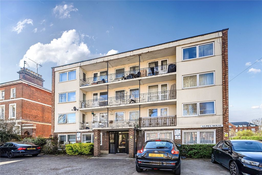 Property photo 1 of 12 Picture No. 02