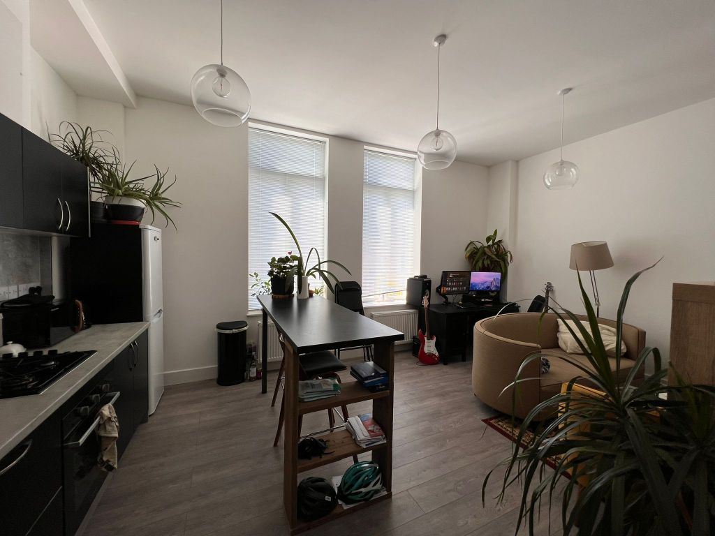 Property photo 3 of 10