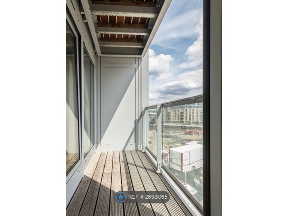 Property photo 3 of 10