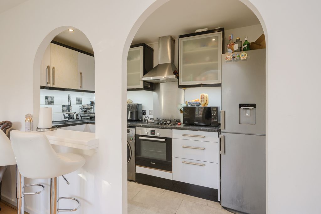 Property photo 3 of 7 Picture No. 01