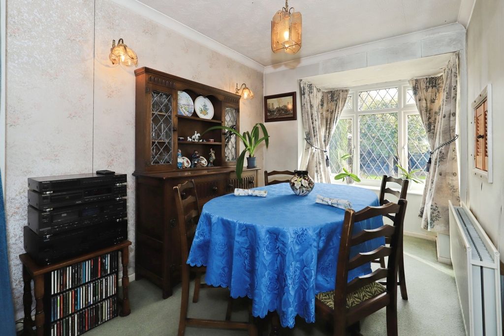 Property photo 3 of 12 Dining Room