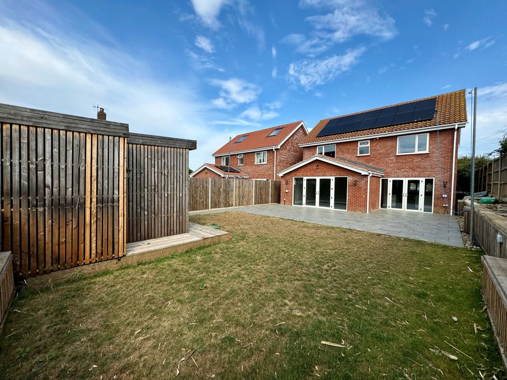 Property photo 1 of 17 Image