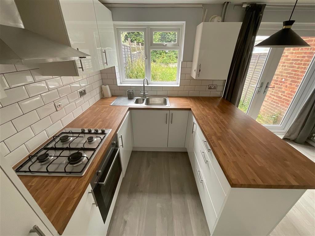 Property photo 3 of 9 Kitchen A