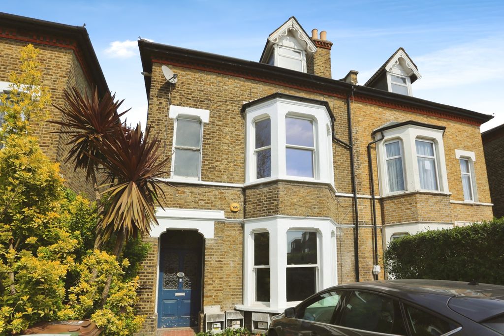 Property photo 1 of 16 Img_2416